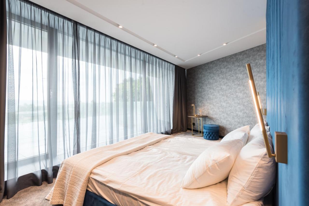 Lotus Luxury Rooms Varna Exterior foto